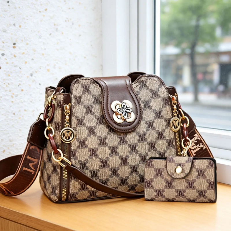 Vintage Fashion Prints - vintage letter printed shoulder bag, fashionable