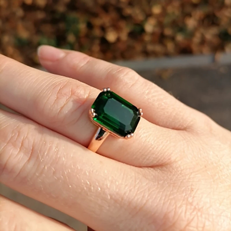 Double Fair Octagon Cut Green  - Vintage Fashion Faire 评论和价格