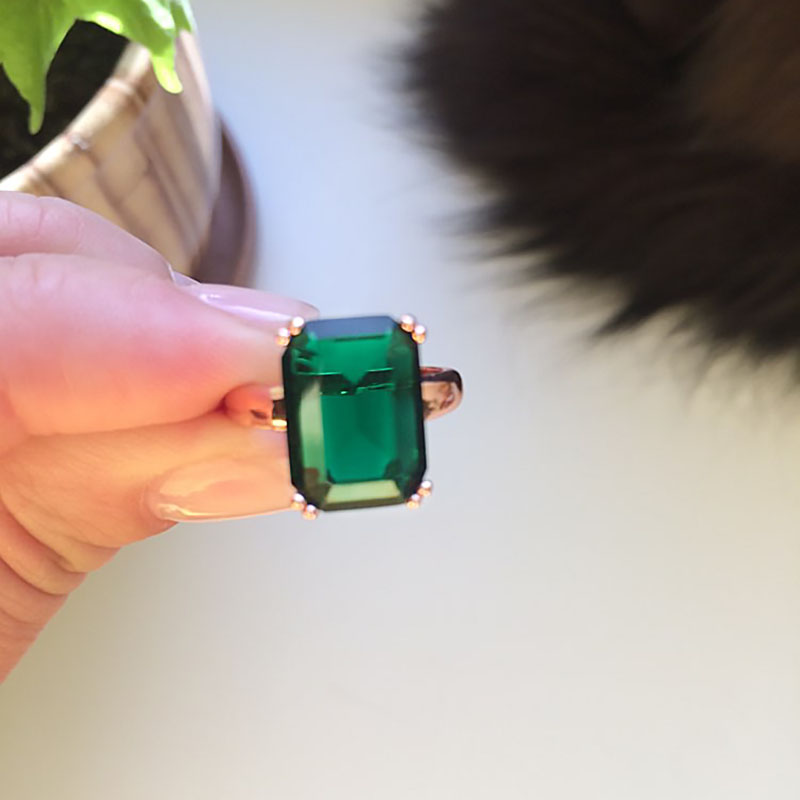 Double Fair Octagon Cut Green  - Vintage Fashion Faire 评论和价格