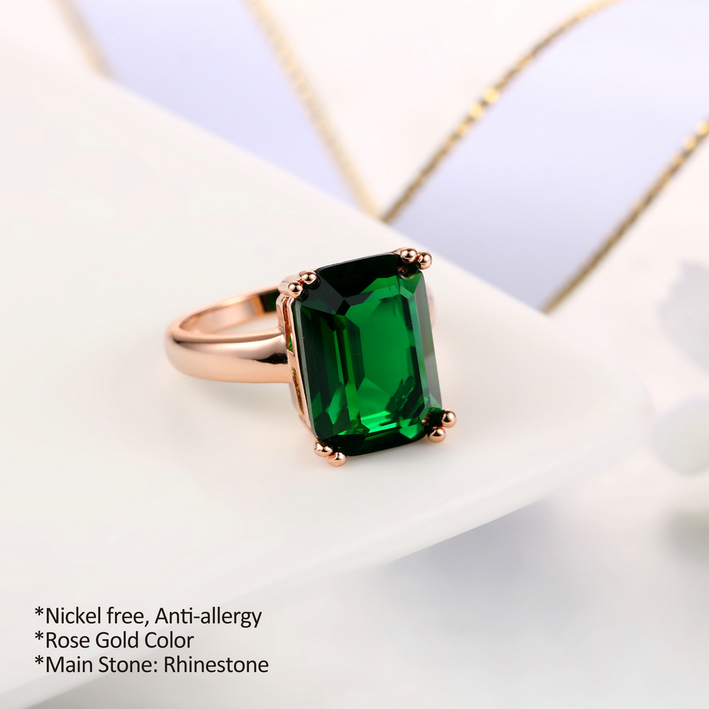 Double Fair Octagon Cut Green  - Vintage Fashion Faire 评论和价格