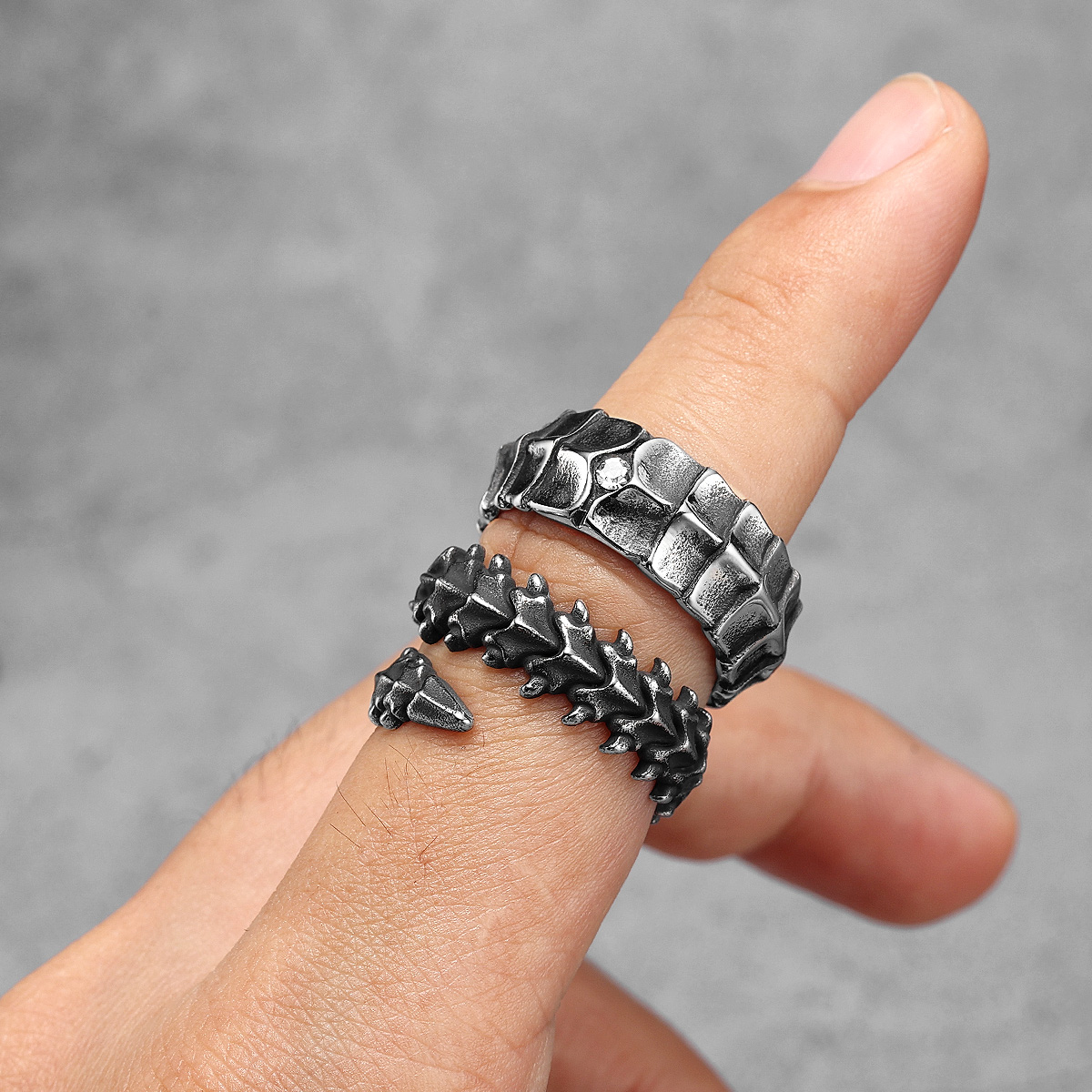 Eivil Dragon Spine Men Rings S - Vintage Fashion Stuff 评论和价格