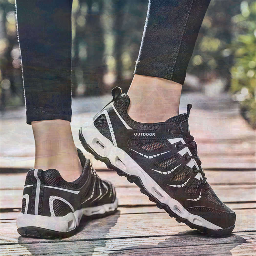 Sumer Round Tip Silver Sneaker - Vintage Fashion Brands Uk 评论和价格